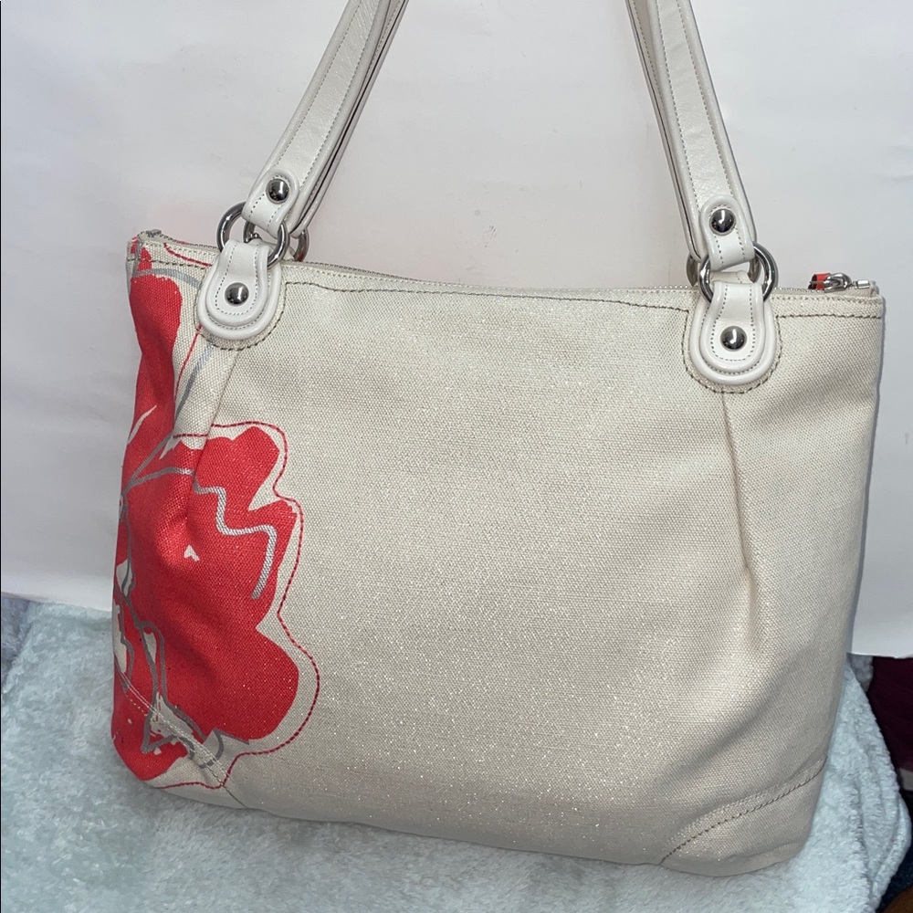 Coach ‘Poppy’ Flower Glam Tote - Picture 2 of 11